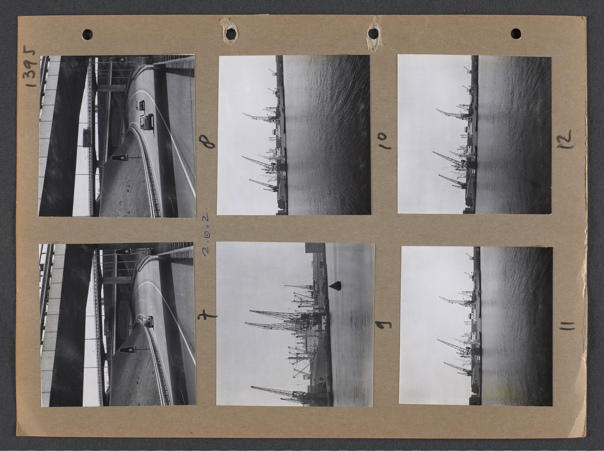 S.9102(35); Multomap met foto's door Ben Burgers, samengesteld door de Vereniging De Amsterdamsche Haven; foto