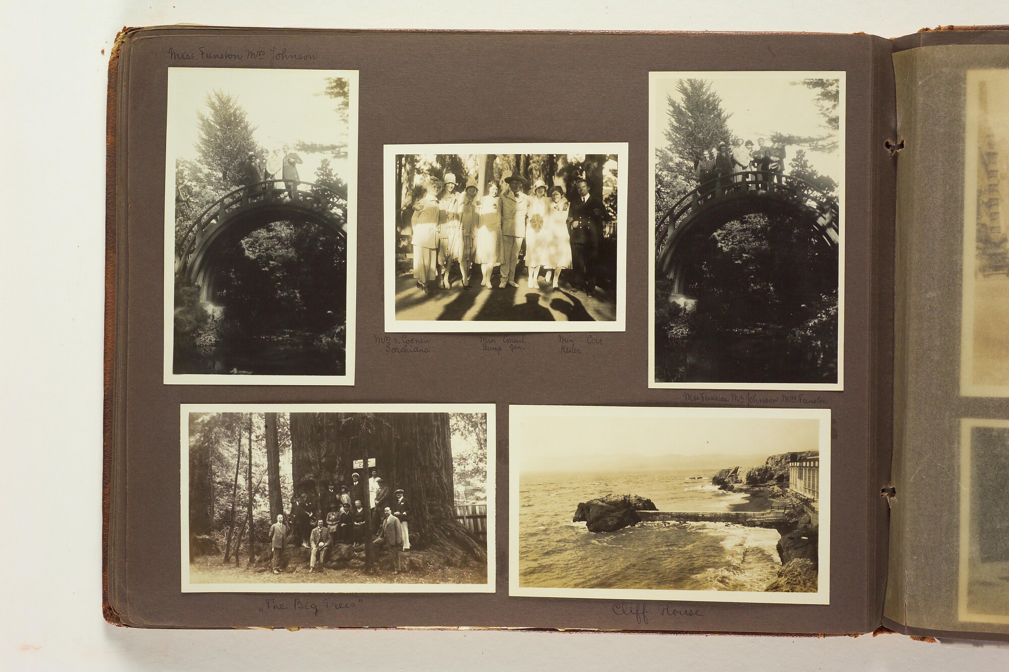 S.4660; Album van M.S. Wytema met foto's van de wereldreis van de onderzeeboot Hr.Ms. K XIII; fotoalbum