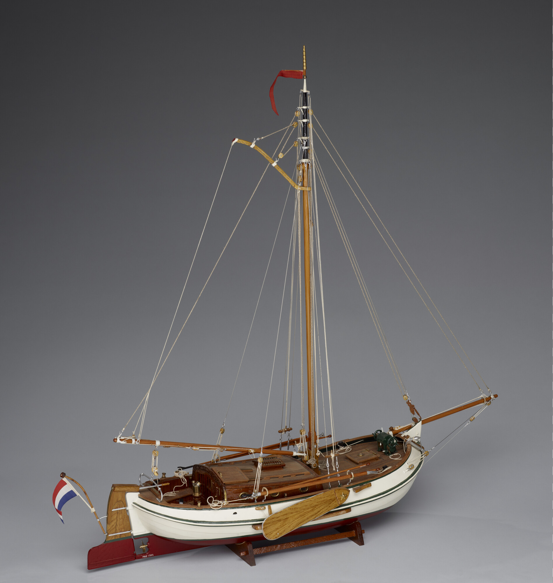 1999.1792; Model van een Lemsteraakjacht; scheepsmodel