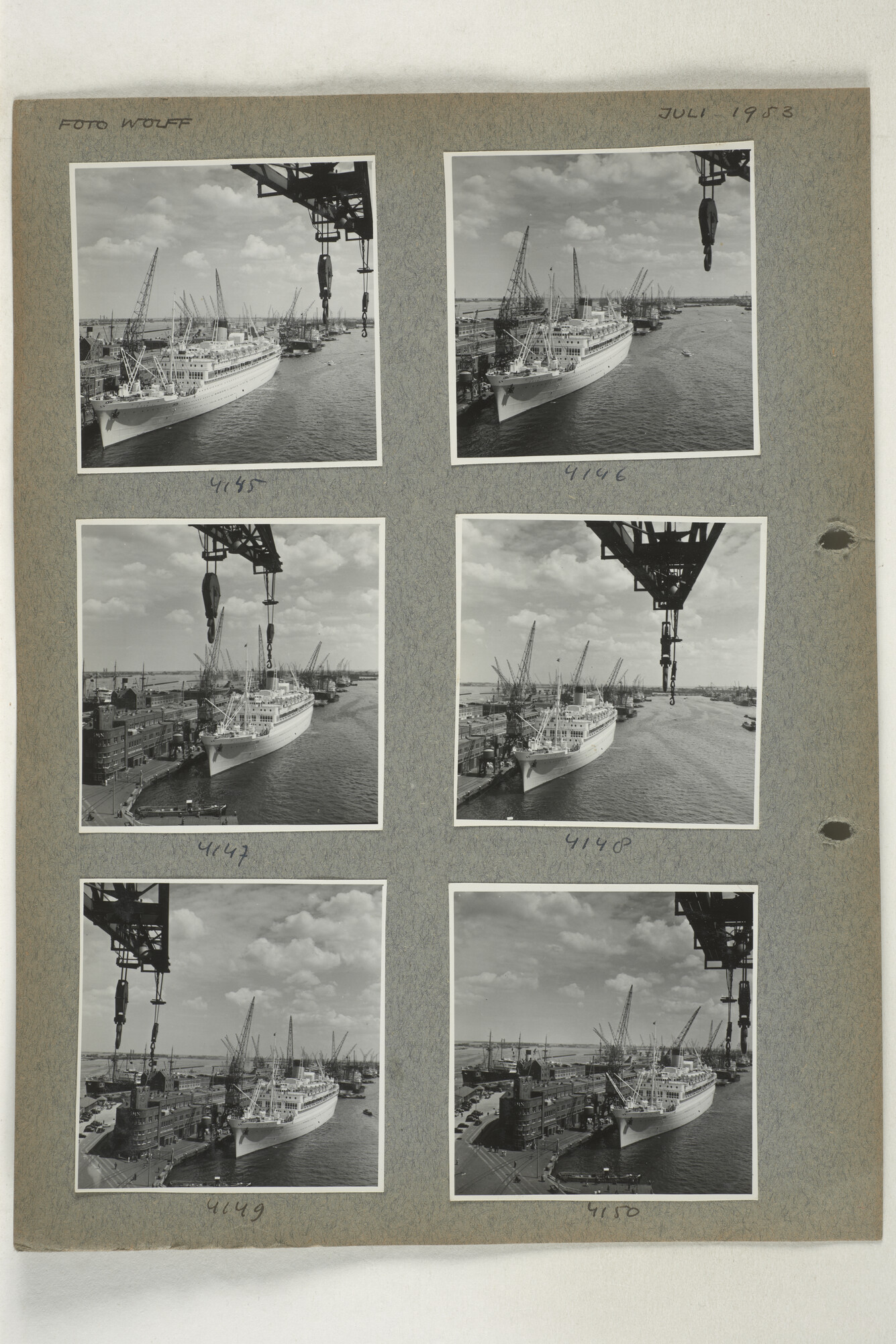 1998.2182; Omslag (voorheen ordner) met een grote hoeveelheid proef foto's van de haven en de stad van Amsterdam; omslag