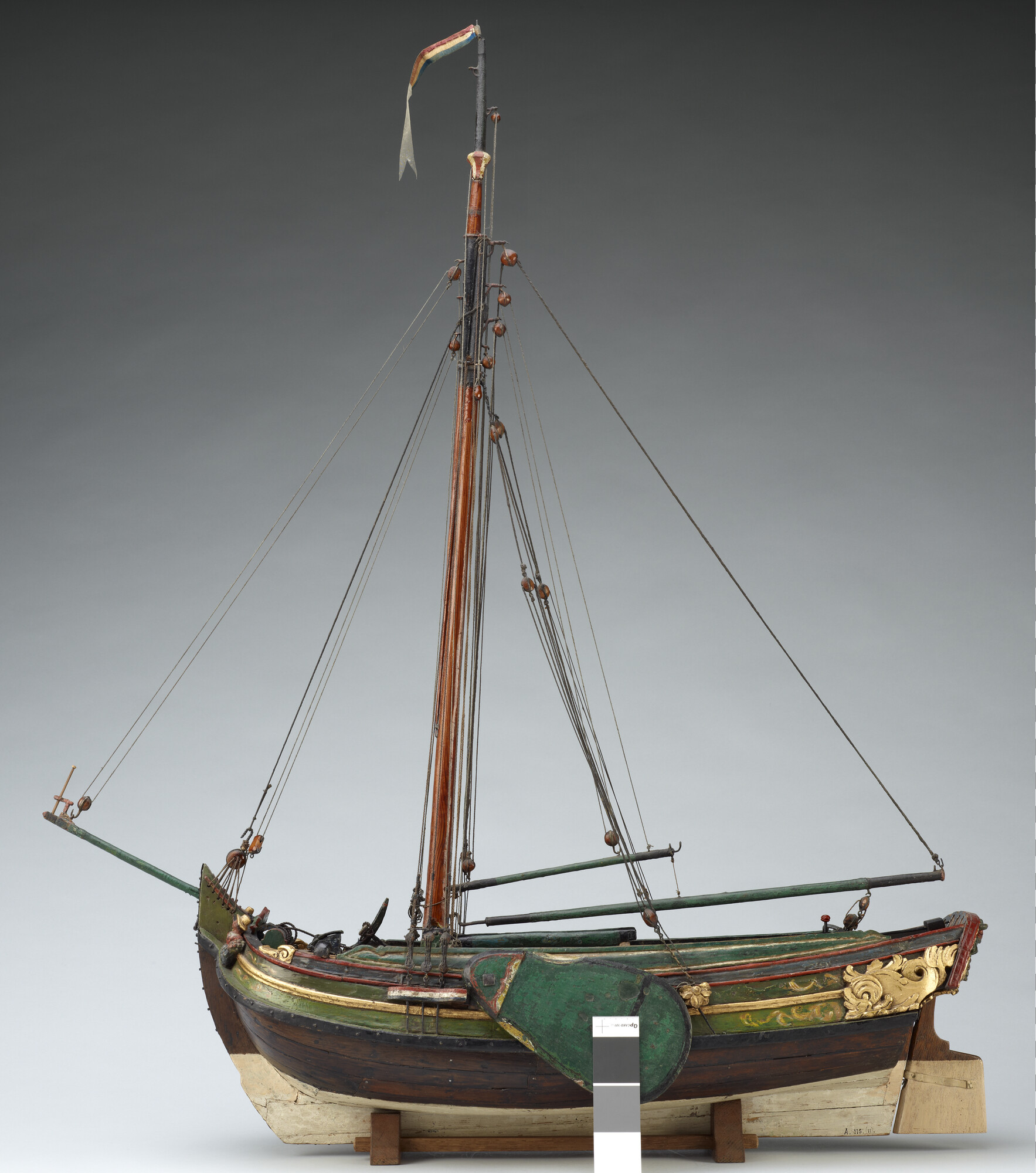 A.0115(11); Model van het hekjacht De Vrouw Jacomina; scheepsmodel