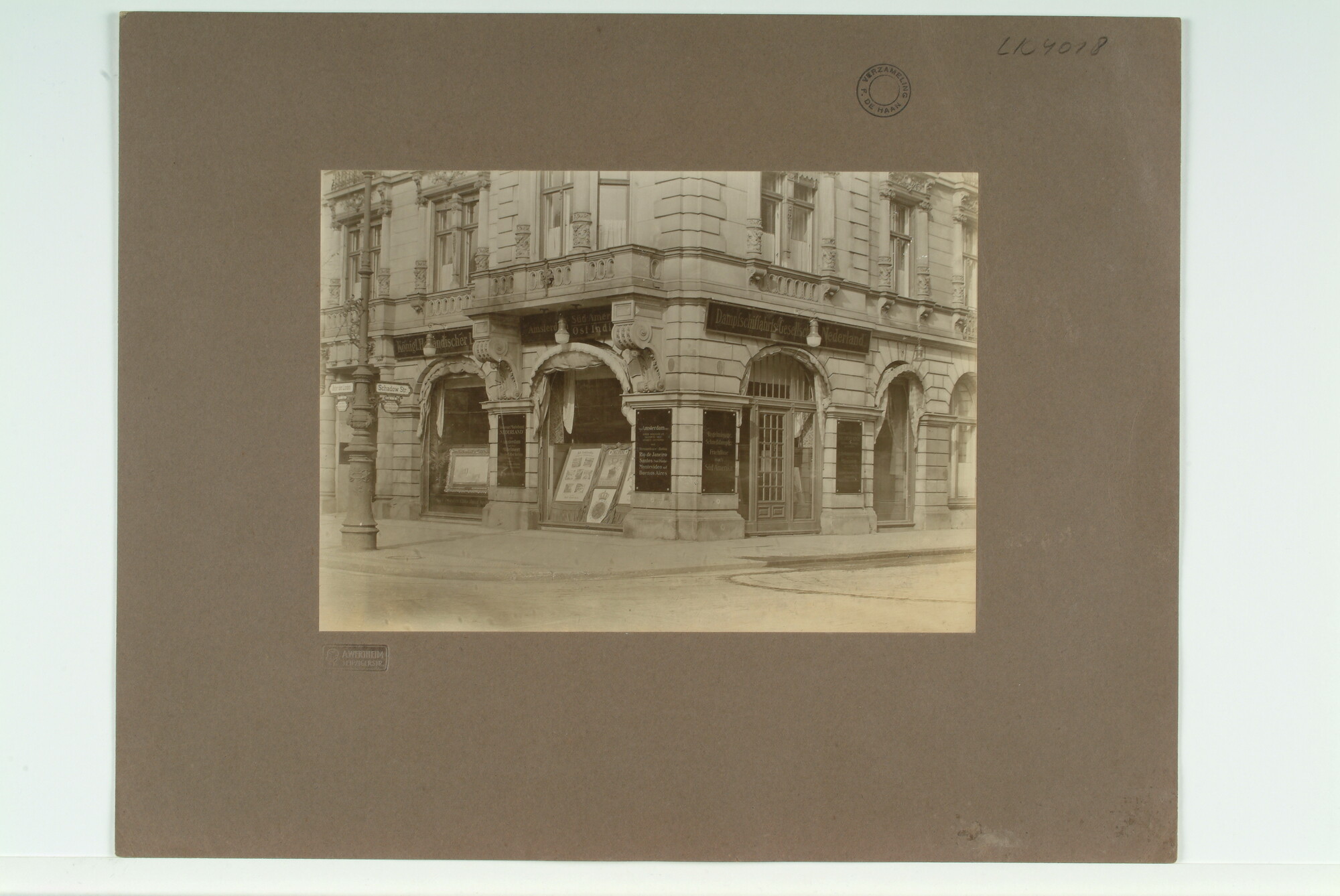 S.6483(4018); Exterieur van het passagebureau van de Koninklijke Hollandsche Lloyd en de SMN in Leipzig; foto