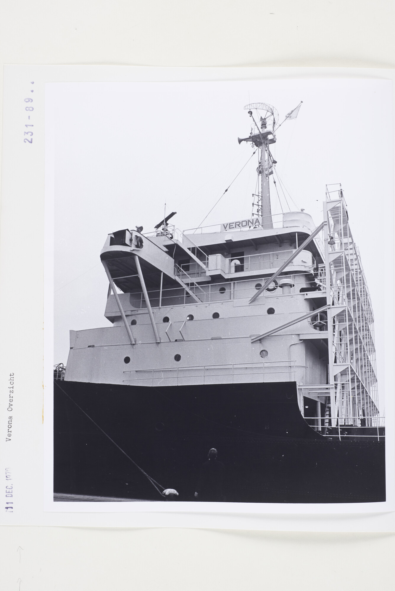 S.5444(5195)06; Foto van het containerschip Verona (een verbouwde tanker); foto
