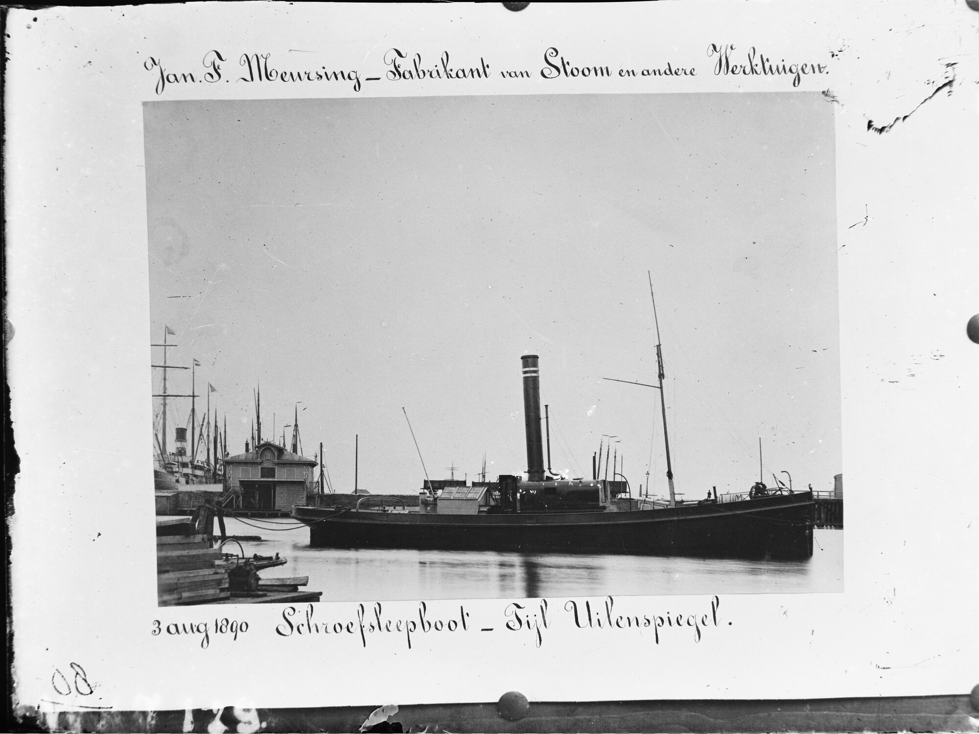 S.1156(06)152a; Reproductie glasnegatief van de stoomsleepboot Tijl Uilenspiegel; negatief