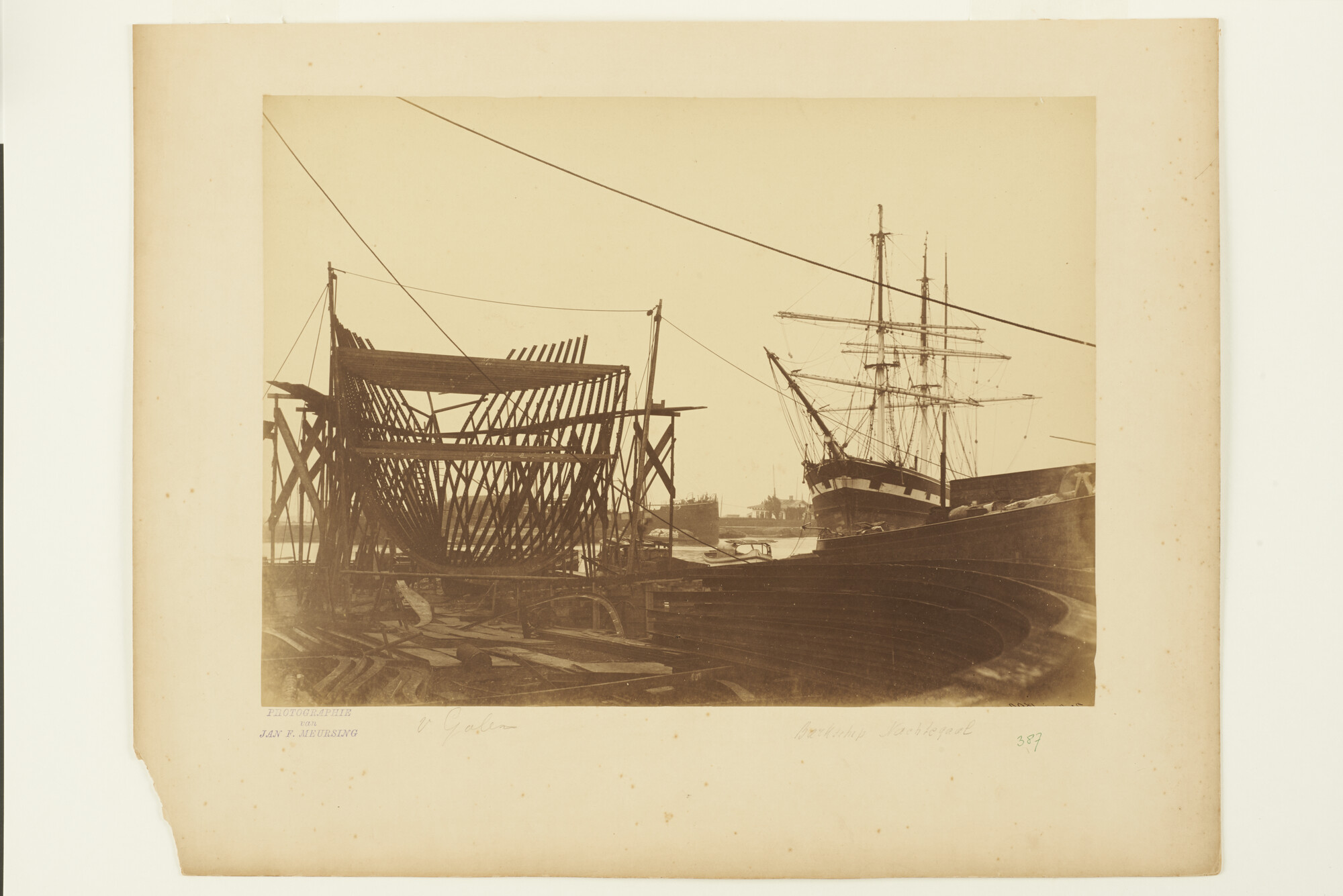 S.1156(06)157; Het stalen barkschip Van Galen in aanbouw op de werf De Nachtegaal te Amsterdam; foto