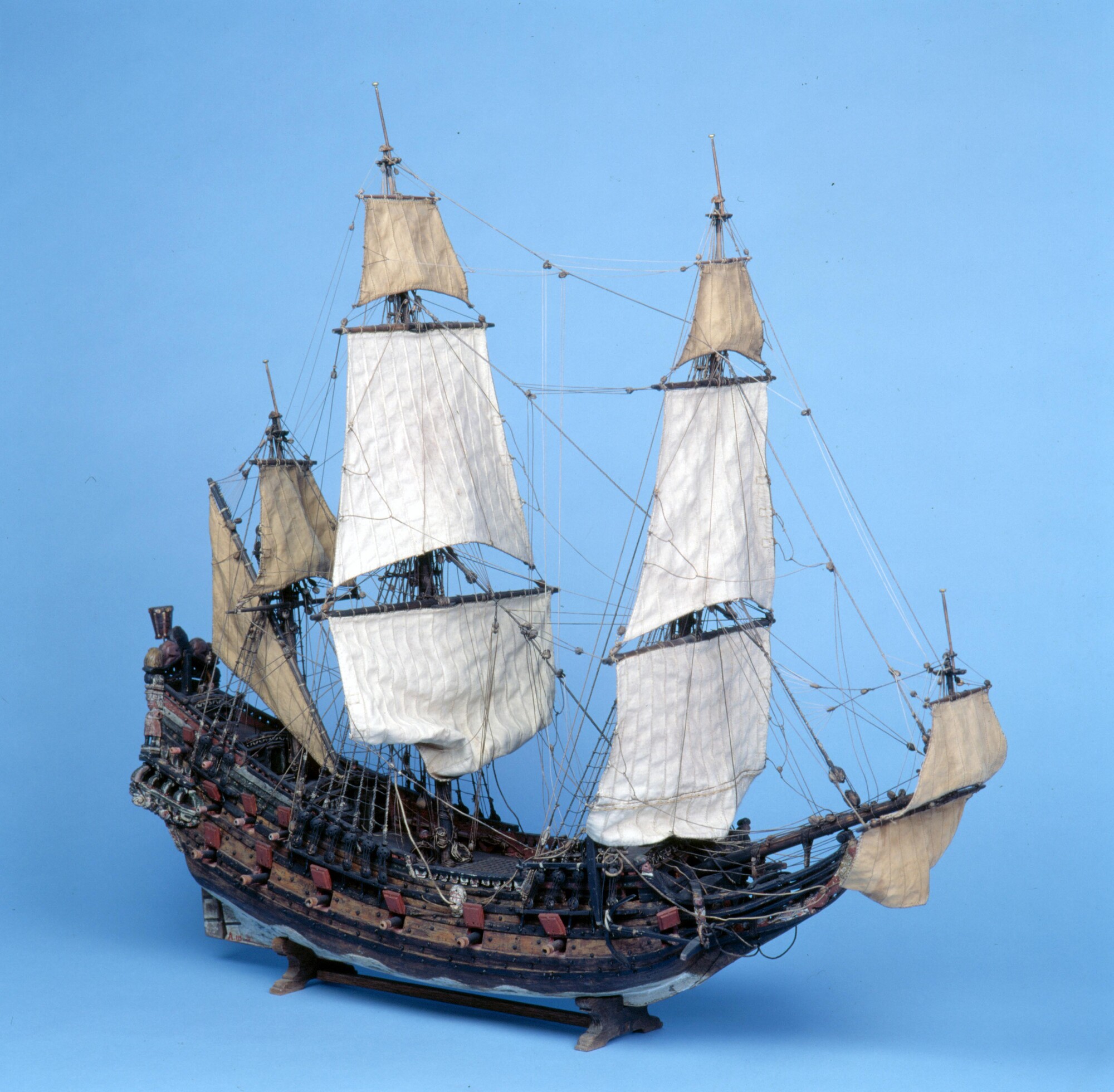 A.0115(02); Model van een pinas van 30 stukken; scheepsmodel