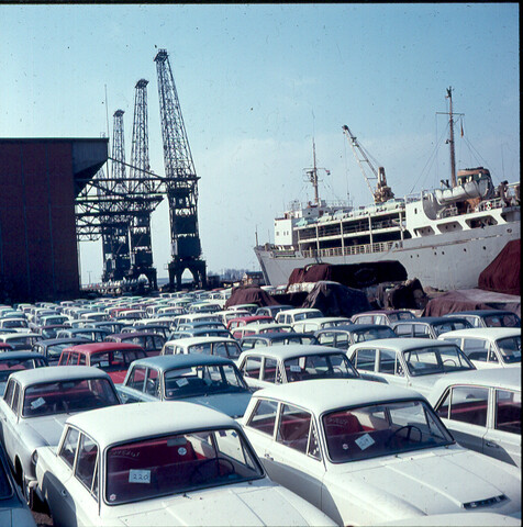 S.9100(0633); Het VCK Houtveem te Amsterdam; diapositief