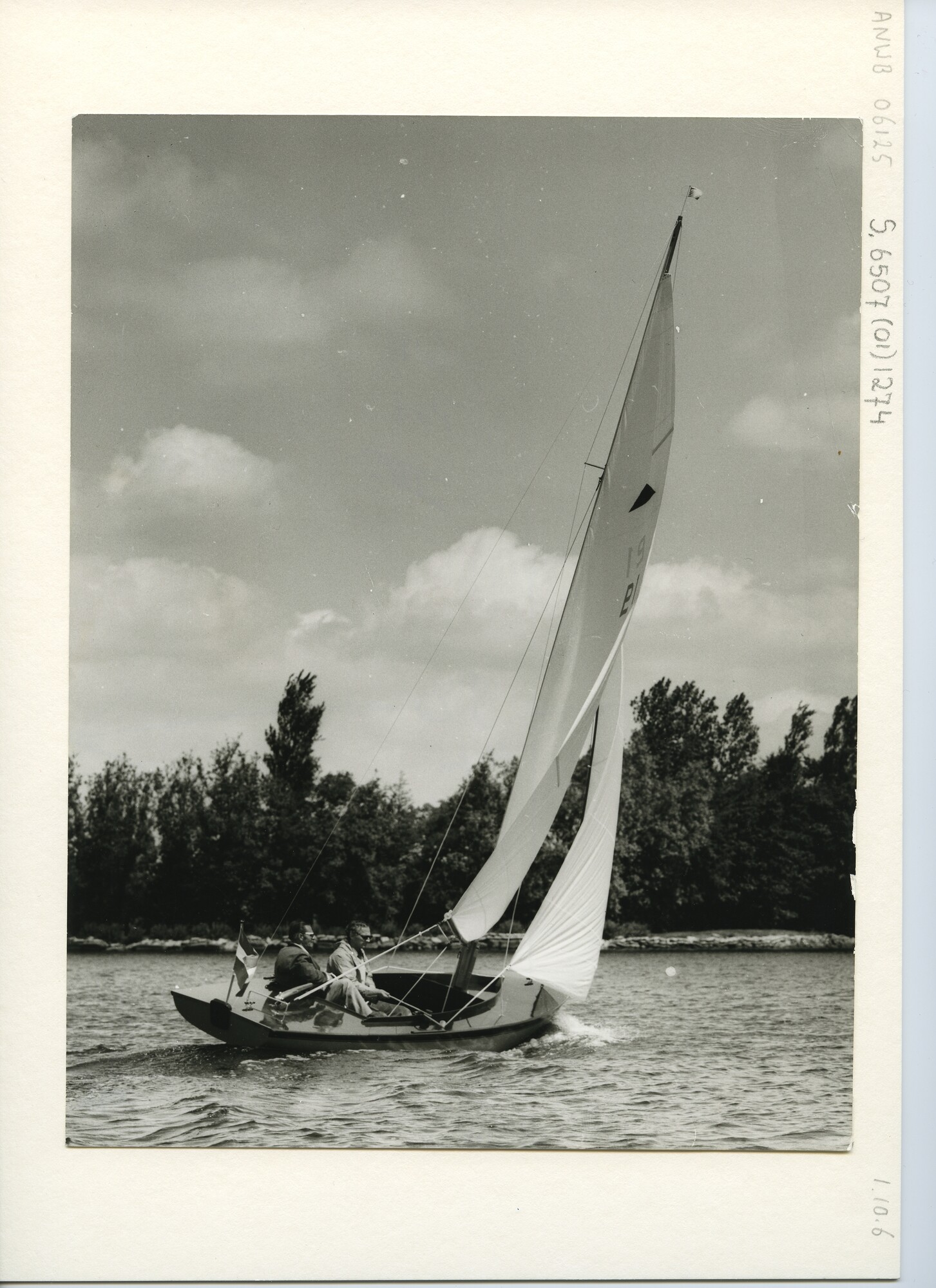 S.6507(01)1274; Foto van Pampus; foto