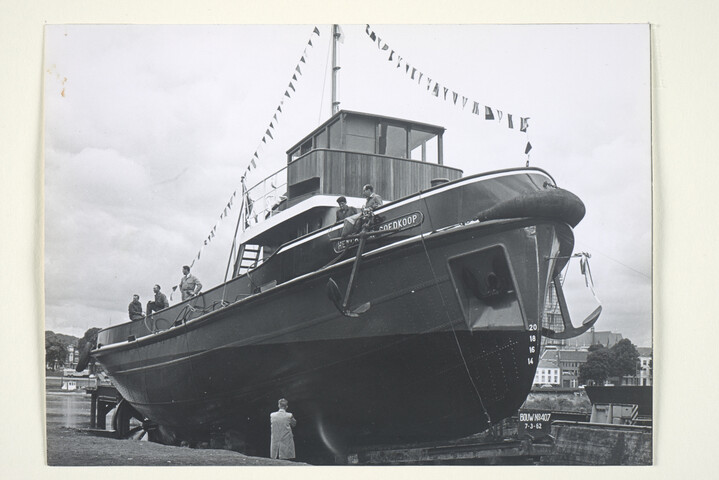 S.5219(12)0384; Fotos van de tewaterlating van de havensleepboot Hendrik P. Goedkoop (27) [...]; fotoreportage