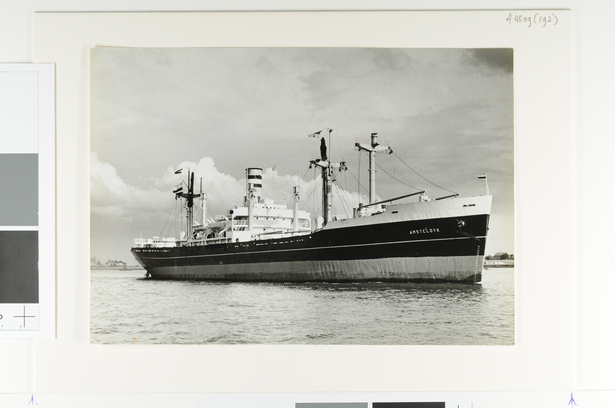 A.4509(192); Het victoryschip ss. Amsteldijk (ex- Panama Victory) van de; foto