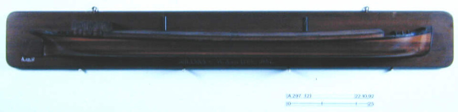 A.0297(02); Halfmodel van het sleepschip Johanna; scheepsmodel