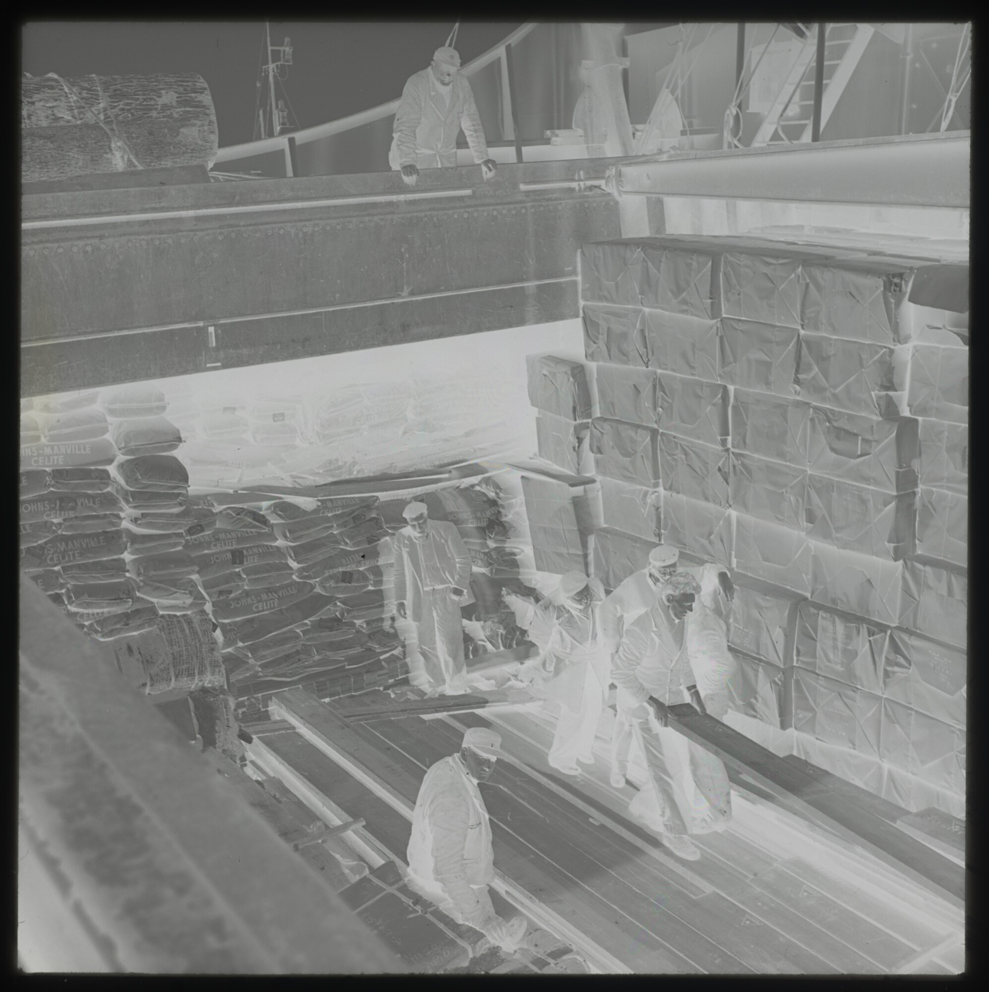 A.5263(02); Negatieven van een reis met het vrachtschip 'Woltersum' van de Stoomvaart; negatief