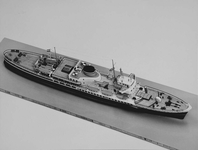 S.4642(09); Model van de veerboot ms. Prinses Beatrix; scheepsmodel