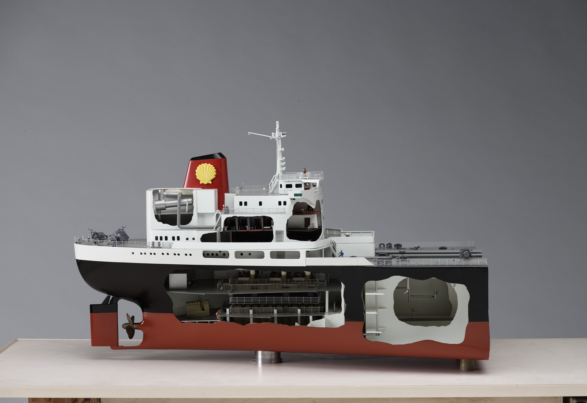 RB.1476(02); Model van het achterschip van een D-klasse tanker; scheepsmodel