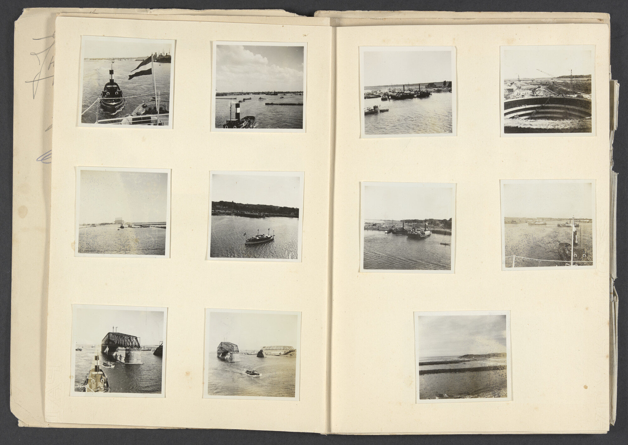2023.0583; Fotoalbum met reisverslag van Kurt Lewin van een reis met ms. Oranje in juli-augustus 1953; fotoalbum