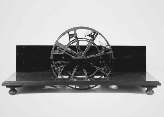 A.4872(03); Model van een scheprad volgens het Mandsley-systeem; schaalmodel