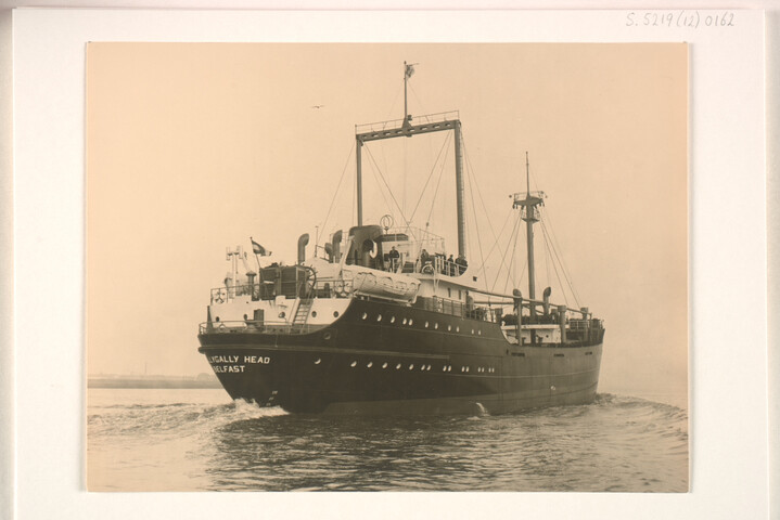 S.5219(12)0162; Foto's van de proeftocht van het Noord-Ierse vrachtschip ms. Balleygalley Head; fotoreportage