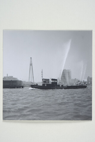 2001.1656; Brandblusshow op het IJ; fotoreportage