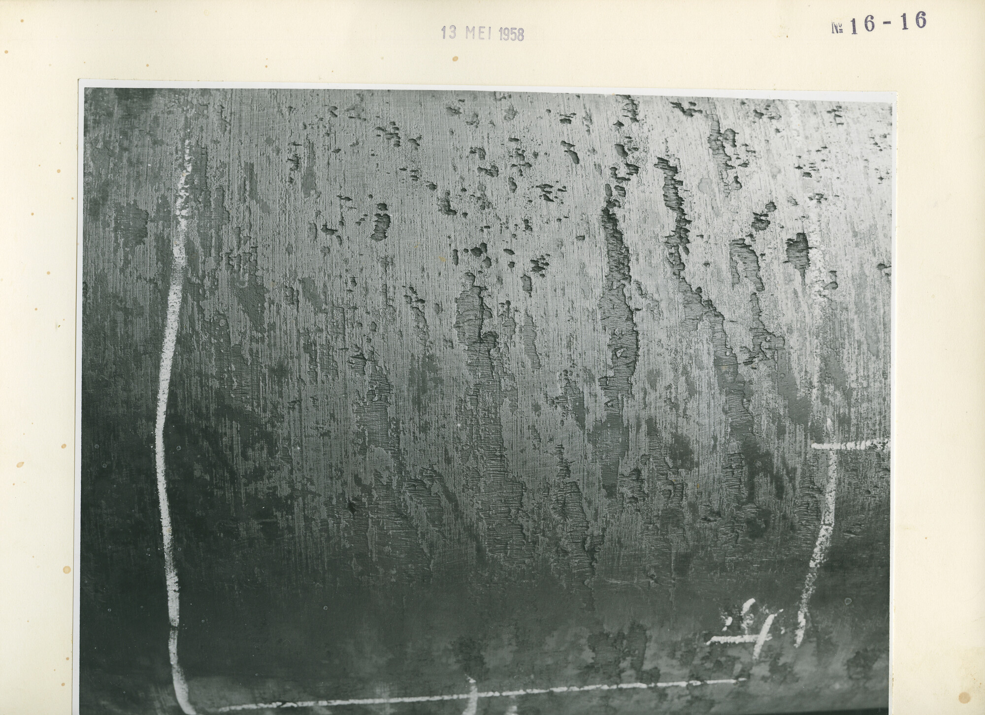 S.5444(3291)16; Foto van scheuren in de schroefas van de Baron Cawdor; foto