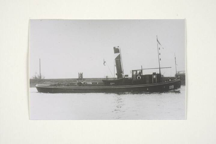 S.5219(12)0583; De riviersleepboot 'Sibajak' van de Handels & Transport Mij; foto