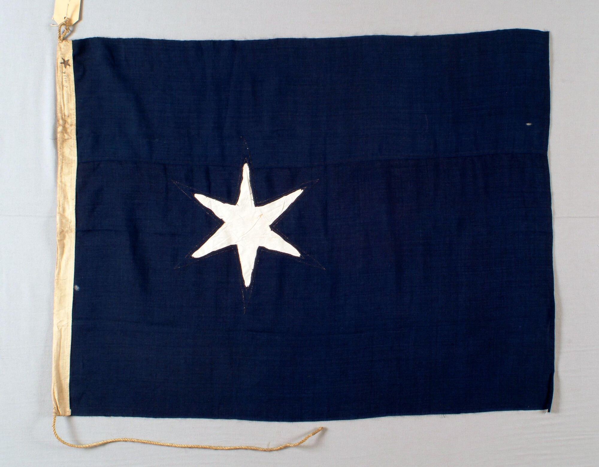 S.1068(b); loodsvlag; vlag