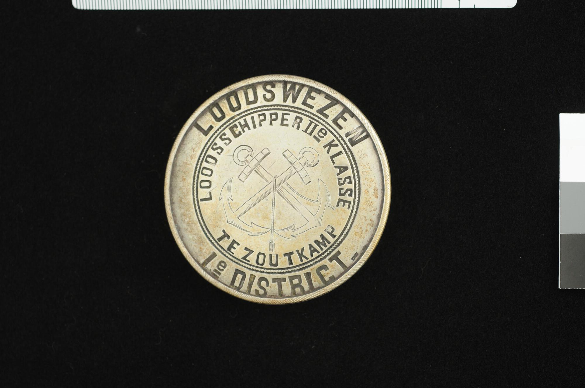 2000.1806; Loodspenning van het Loodswezen 1e District; penning