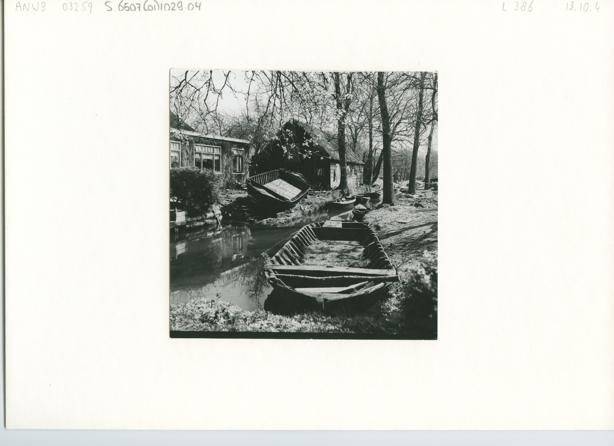 S.6507(01)1029.04; Sfeerfoto's van rustieke plekjes in Giethoorn.; foto