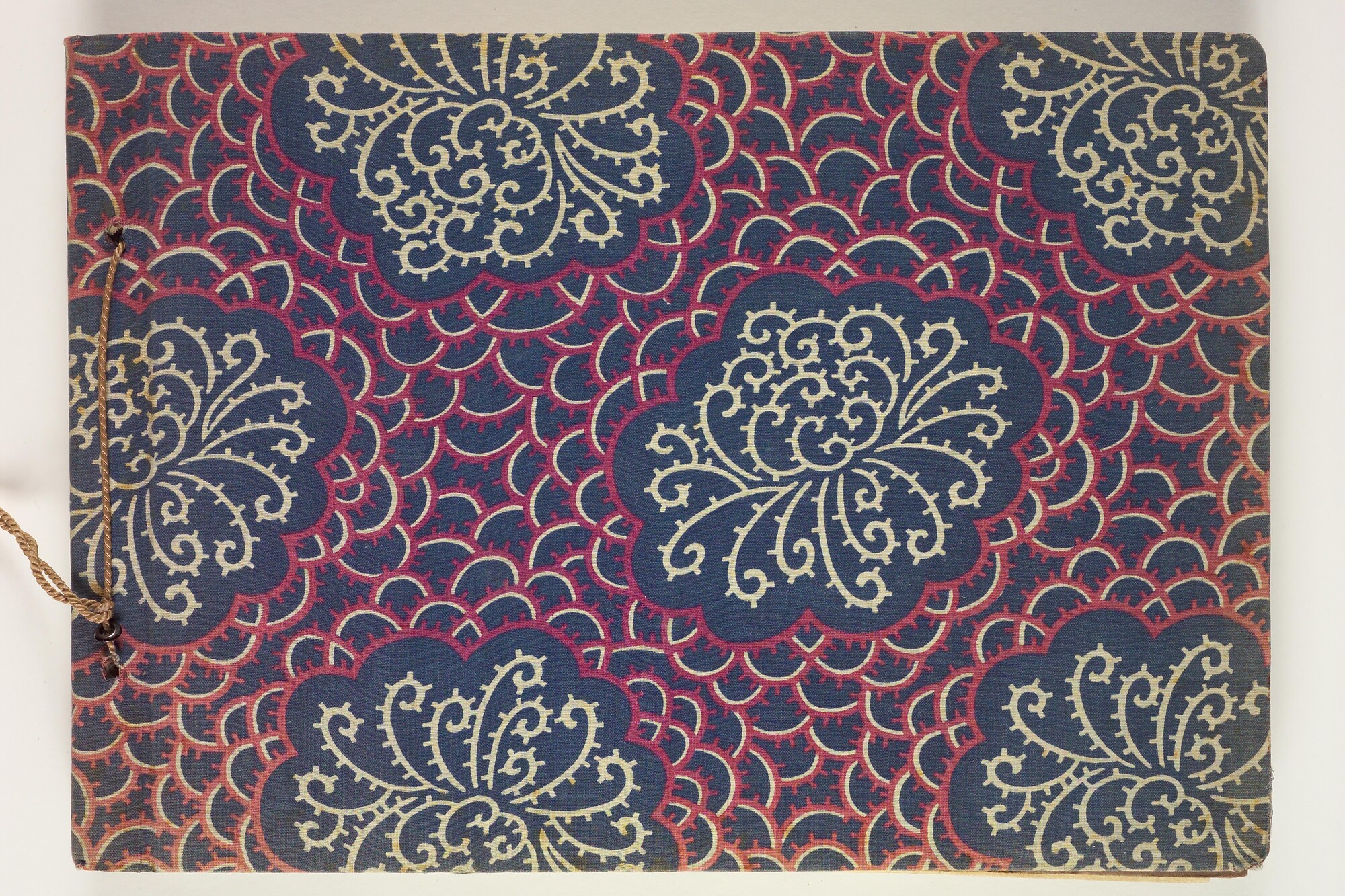S.5679(01); Album van C.R. van Blijenburgh met foto's gemaakt tijdens reizen tussen 1901; fotoalbum