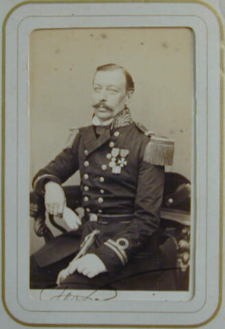 S.0576(01)108; Portretfoto van luitenant-ter-zee der tweede klasse jhr. Marten Wilhelmus van Rensselaer Bowier (1822-1889); foto