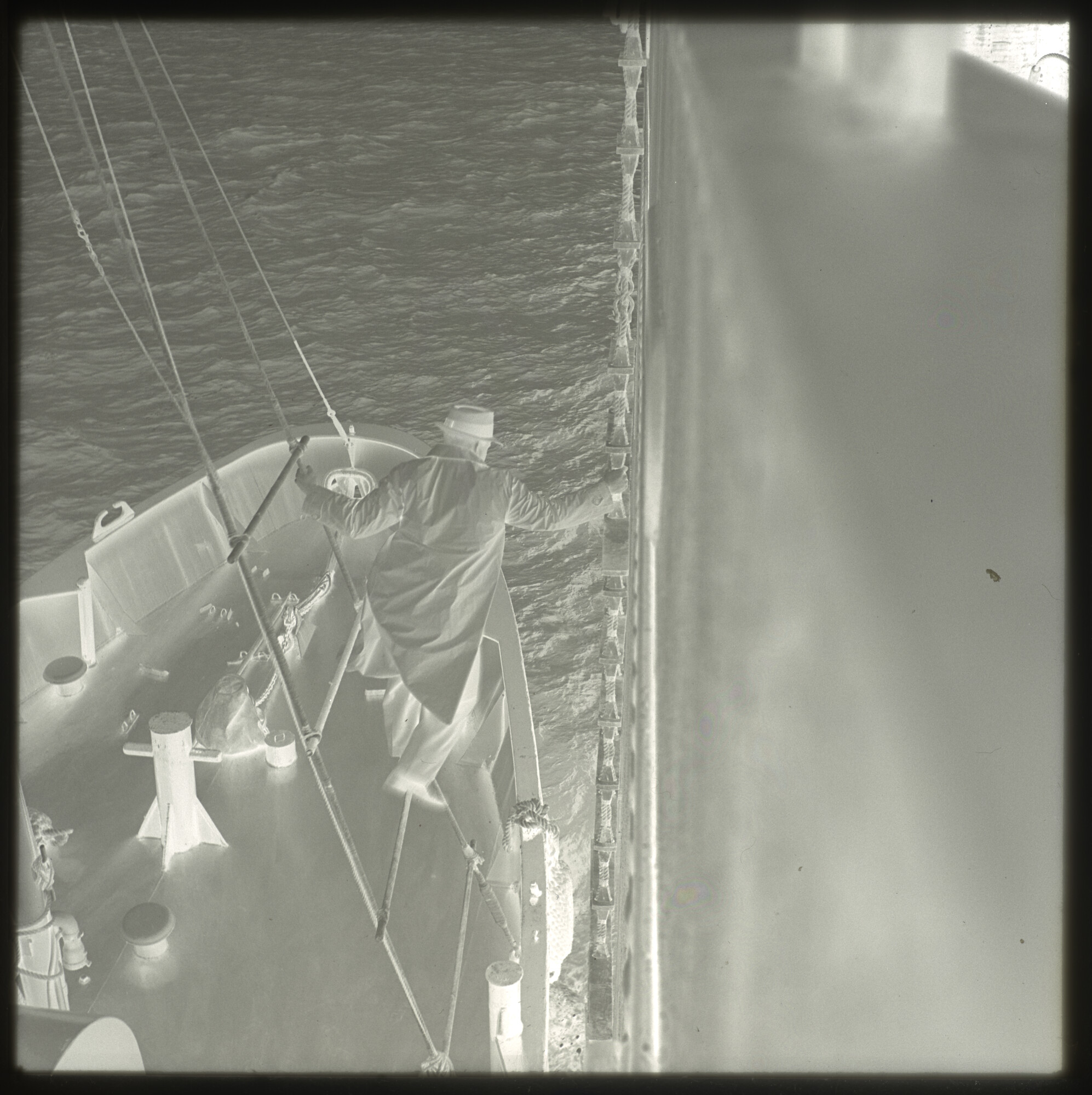 A.5263(02); Negatieven van een reis met het vrachtschip 'Woltersum' van de Stoomvaart; negatief