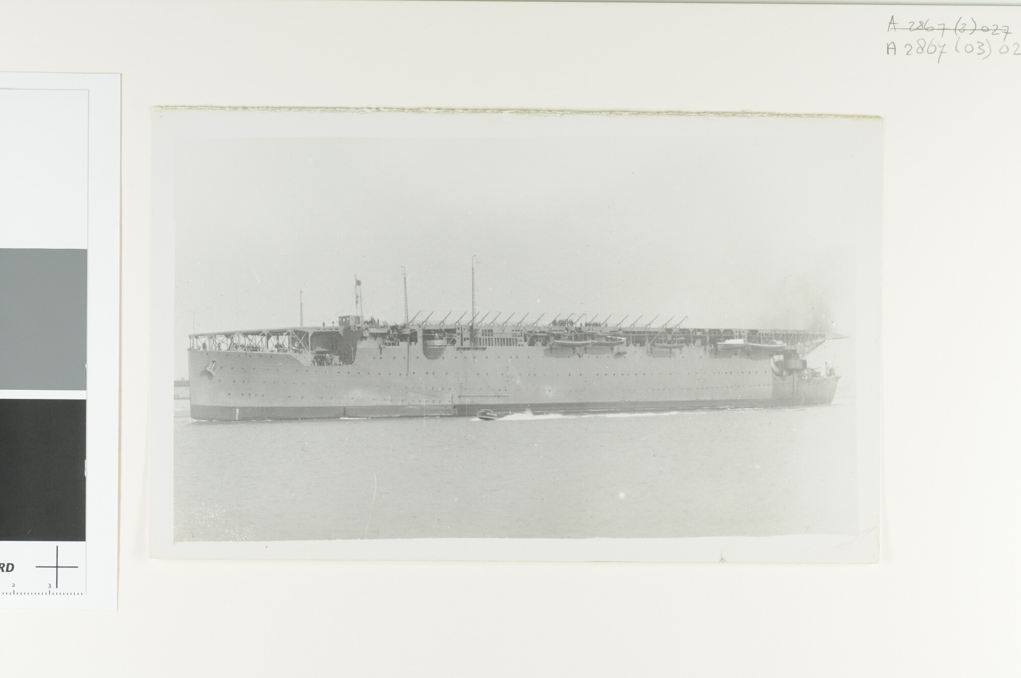 A.2867(03)027; Het Britse vliegdekschip HMS 'Argus'; foto
