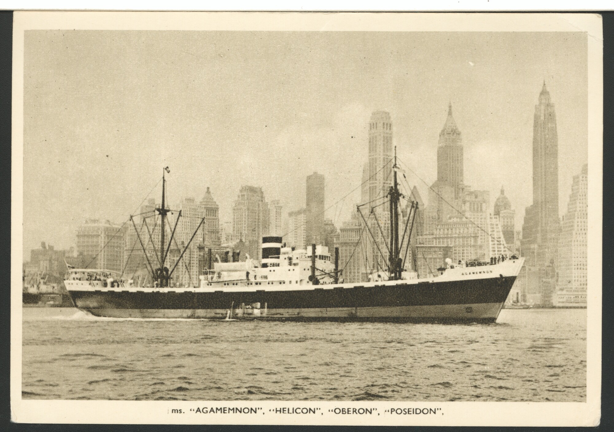 A.4509(161); Het vrachtschip ms. 'Agamemnon' van de Koninklijke Nederlandsche Stoomboot; prentbriefkaart