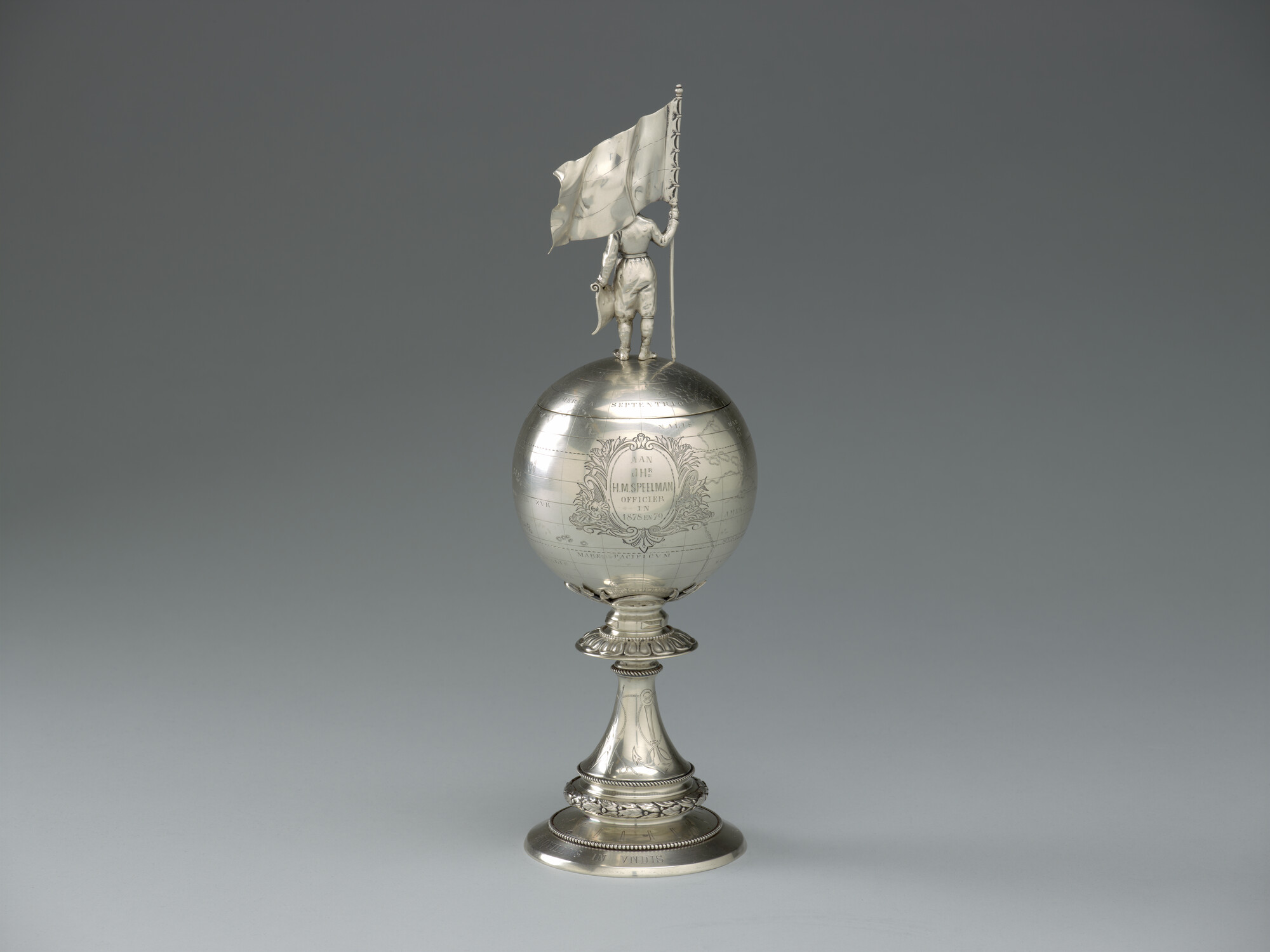 1990.0733; Willem Barents beker, uitgereikt door de Vereniging Willem Barents; trofee (prijs)