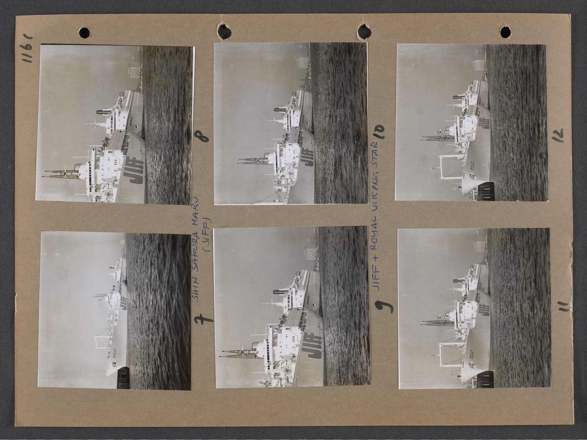 S.9102(30); Multomap met foto's door Ben Burgers, samengesteld door de Vereniging De Amsterdamsche Haven; foto