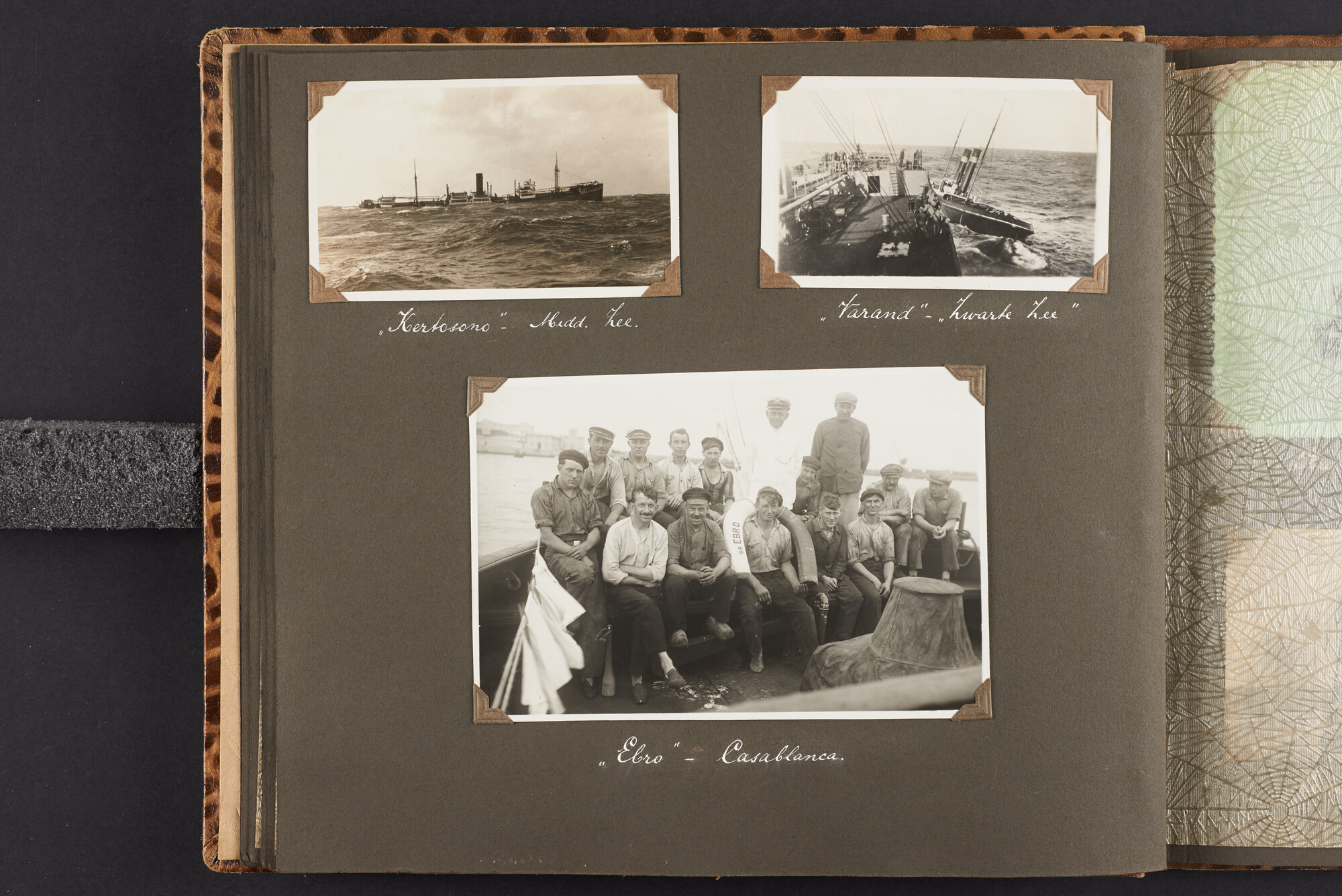 2016.0059; Fotoalbum van werkzaamheden van L. Smit & Co's Internationale Sleepdienst; fotoalbum