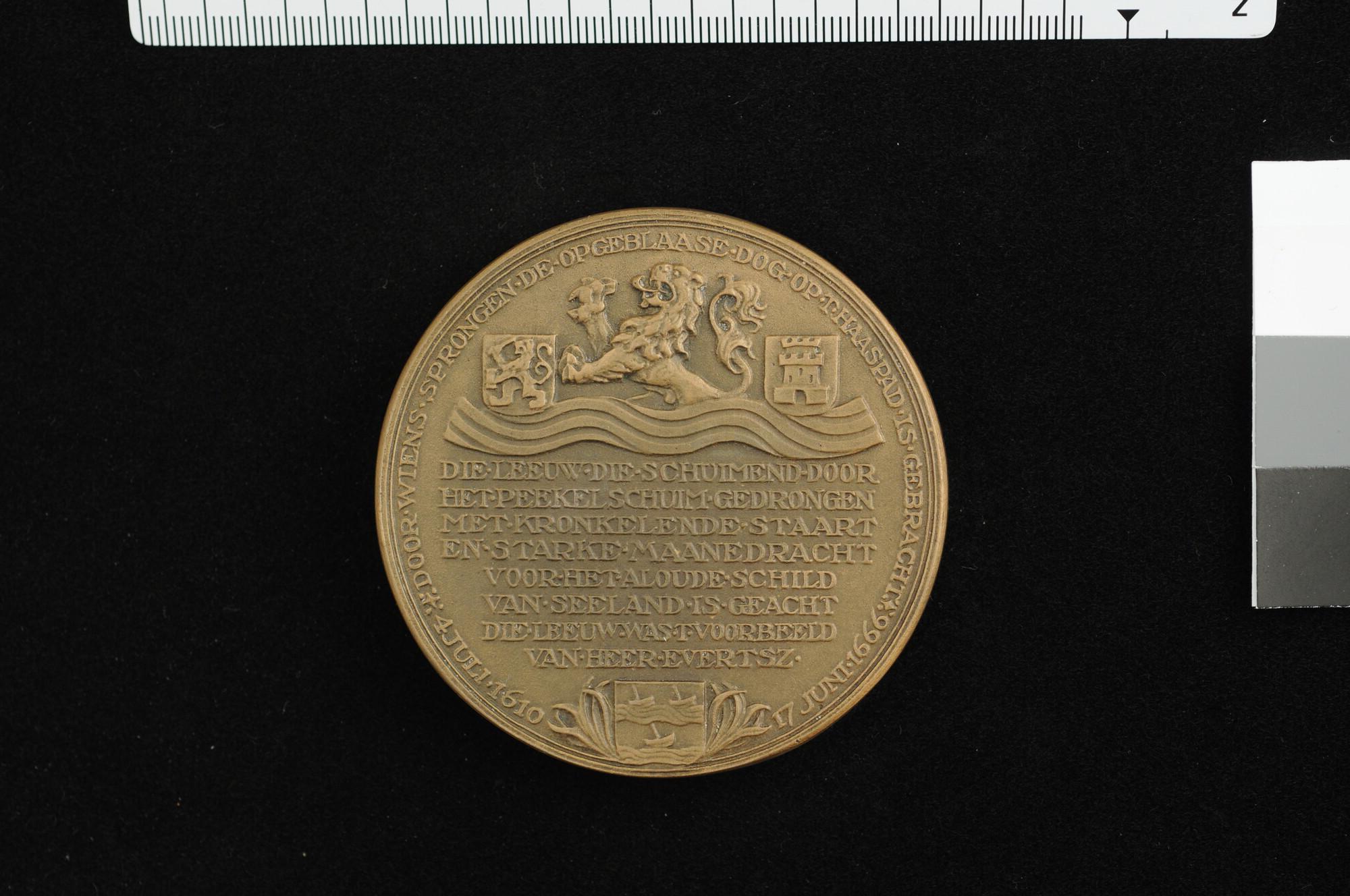 S.1696(09); Bronzen penning met portret van Cornelis Evertsen, 1938; penning