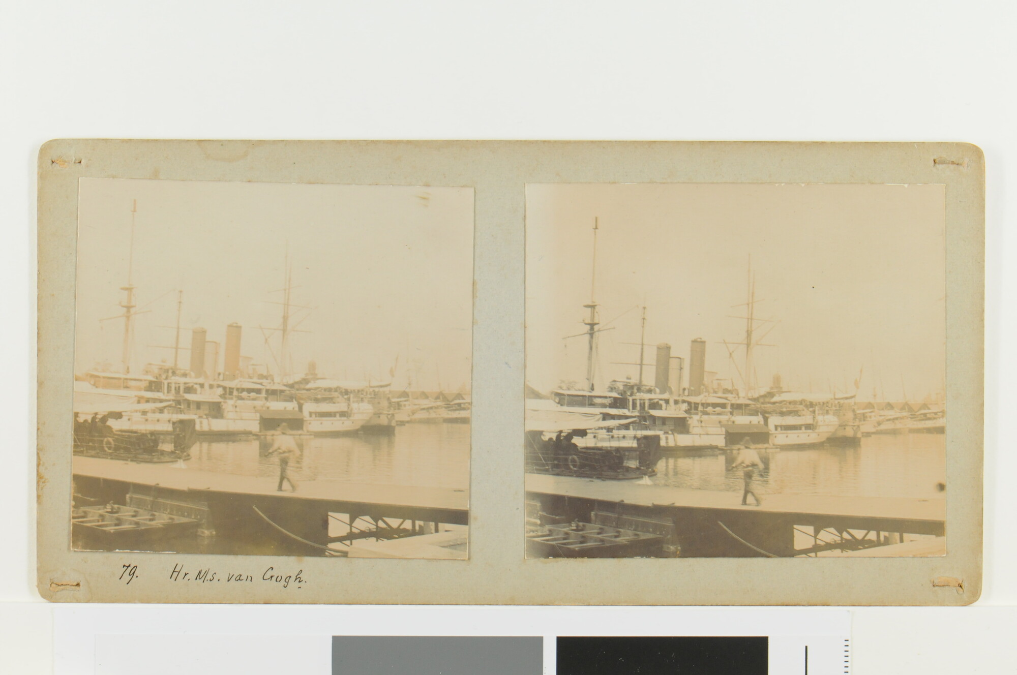 S.4834(01)45; Het opnemingsvaartuig Hr.Ms. 'Van Gogh'; foto