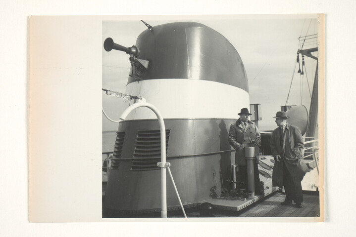 S.5219(12)0605; Foto's van de proeftocht van het Franse (Laker) vrachtschip ms. 'Marquette' van de Cyprien Fabre Fraissinet te Marseilles, gebouwd op de ASM-werf; fotoreportage