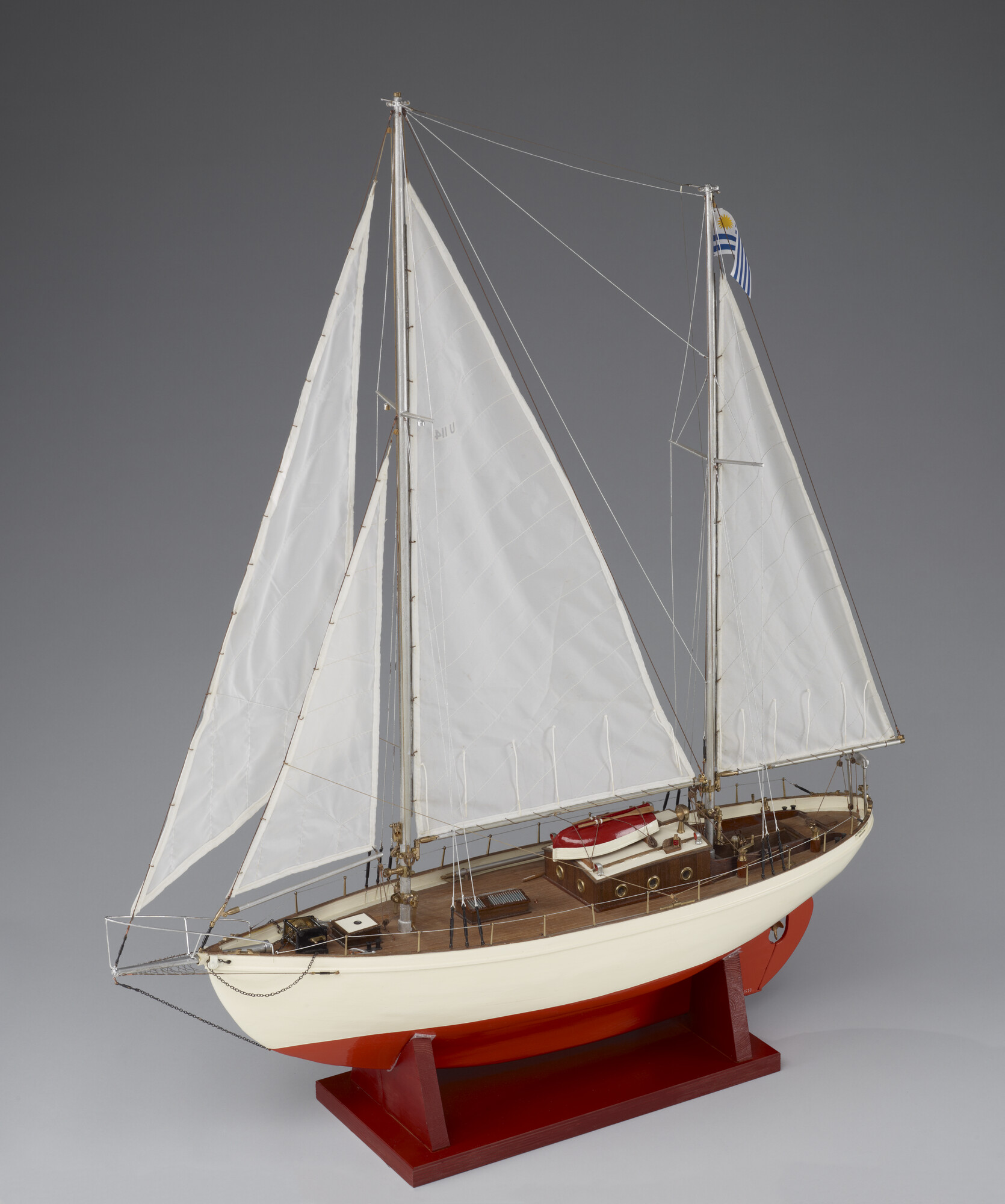 2002.1570; Model van het kitsjacht Microcosmos; scheepsmodel