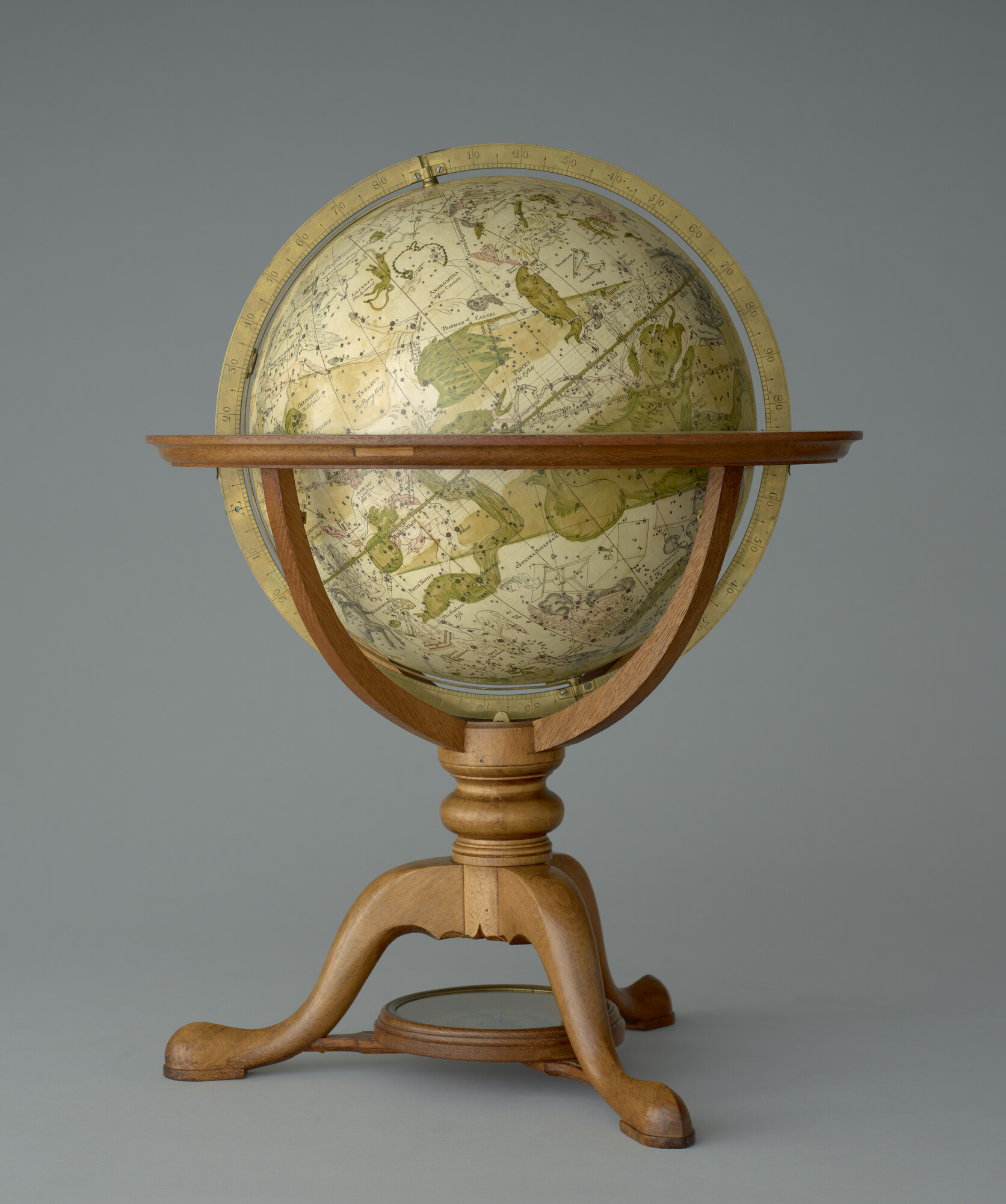 S.3099(02); Hemelglobe van 31 cm. in doorsnede door George Adams, 1766, opgedragen aan koning George III; globe
