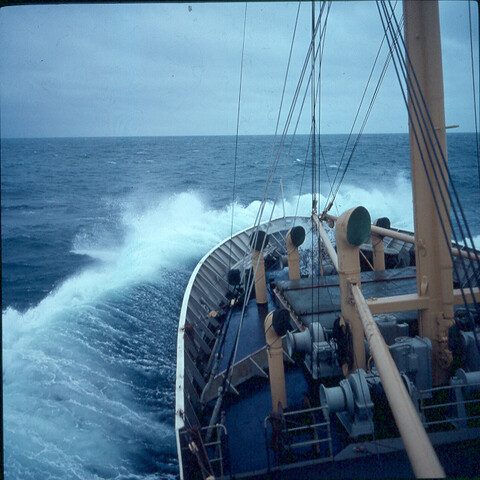 S.9100(1832); Harde wind op Noordzee; diapositief