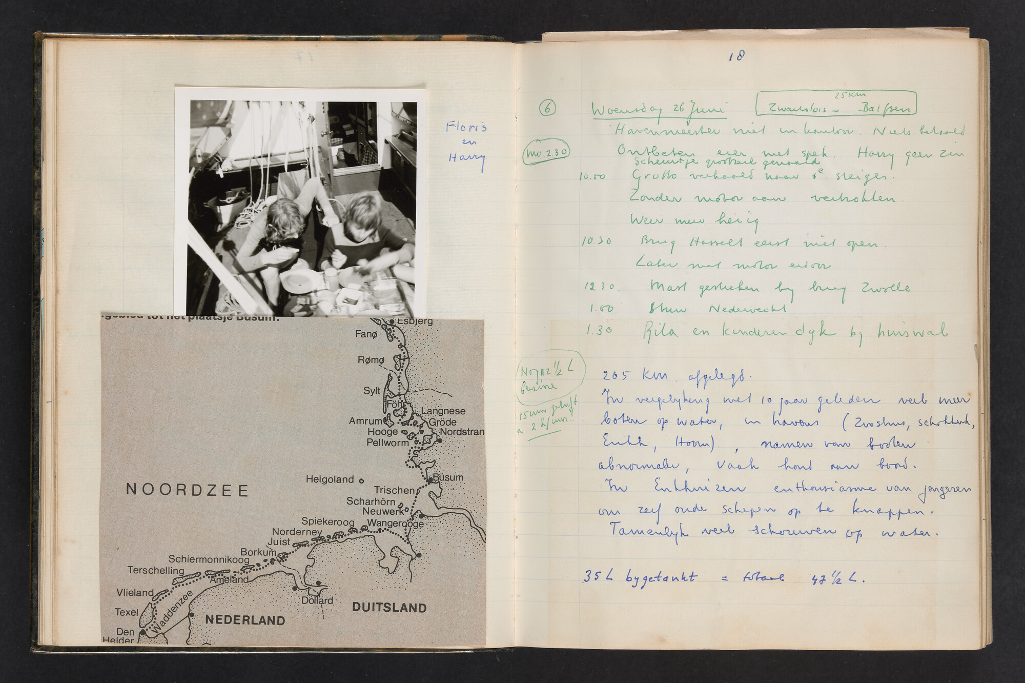 2017.0802; Logboek c.q. fotoalbum van reizen met zeeschouw Grutto (II) in Nederland, Duitsland en Denemarken, 1973-1974; logboek