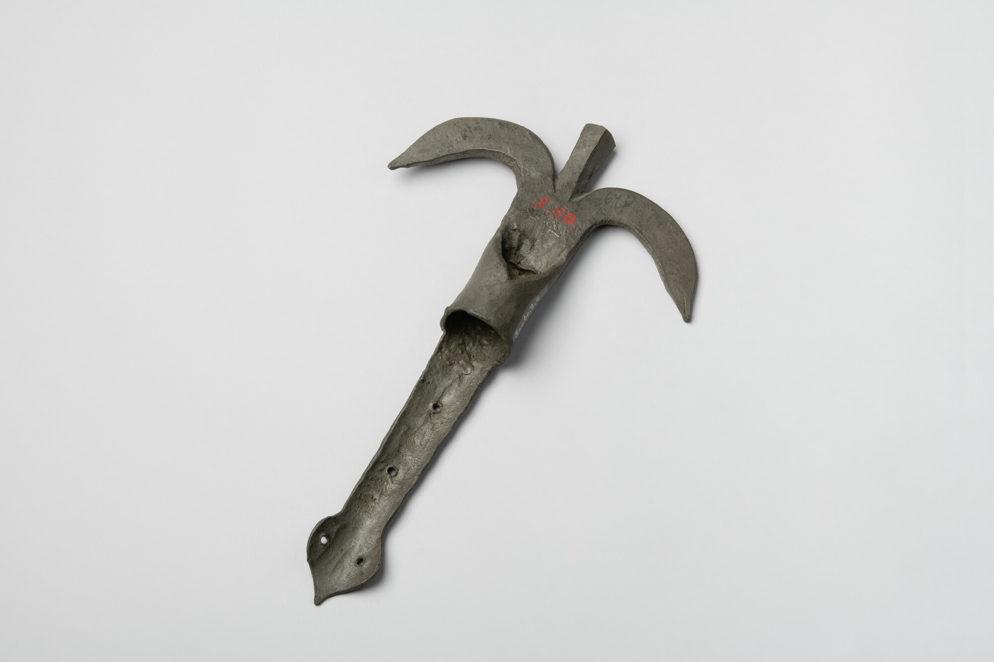 S.0060(09)4; Sloephaak zonder steel; haak (bevestigingsmiddel)