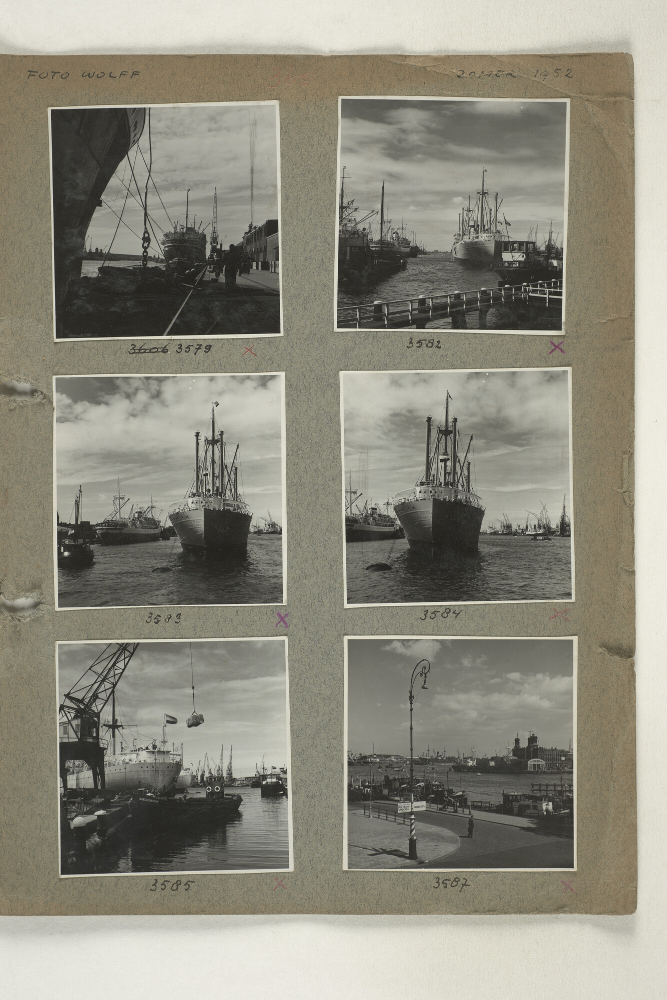 1998.2182; Omslag (voorheen ordner) met een grote hoeveelheid proef foto's van de haven en de stad van Amsterdam; omslag