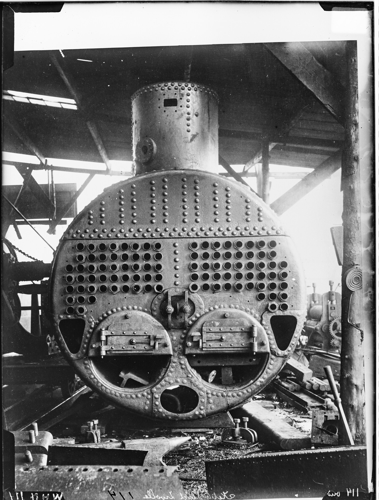 S.1156(06)262a1; Reproductie negatief van de nieuwe stoomketel voor het ss. Stad Zwolle; negatief