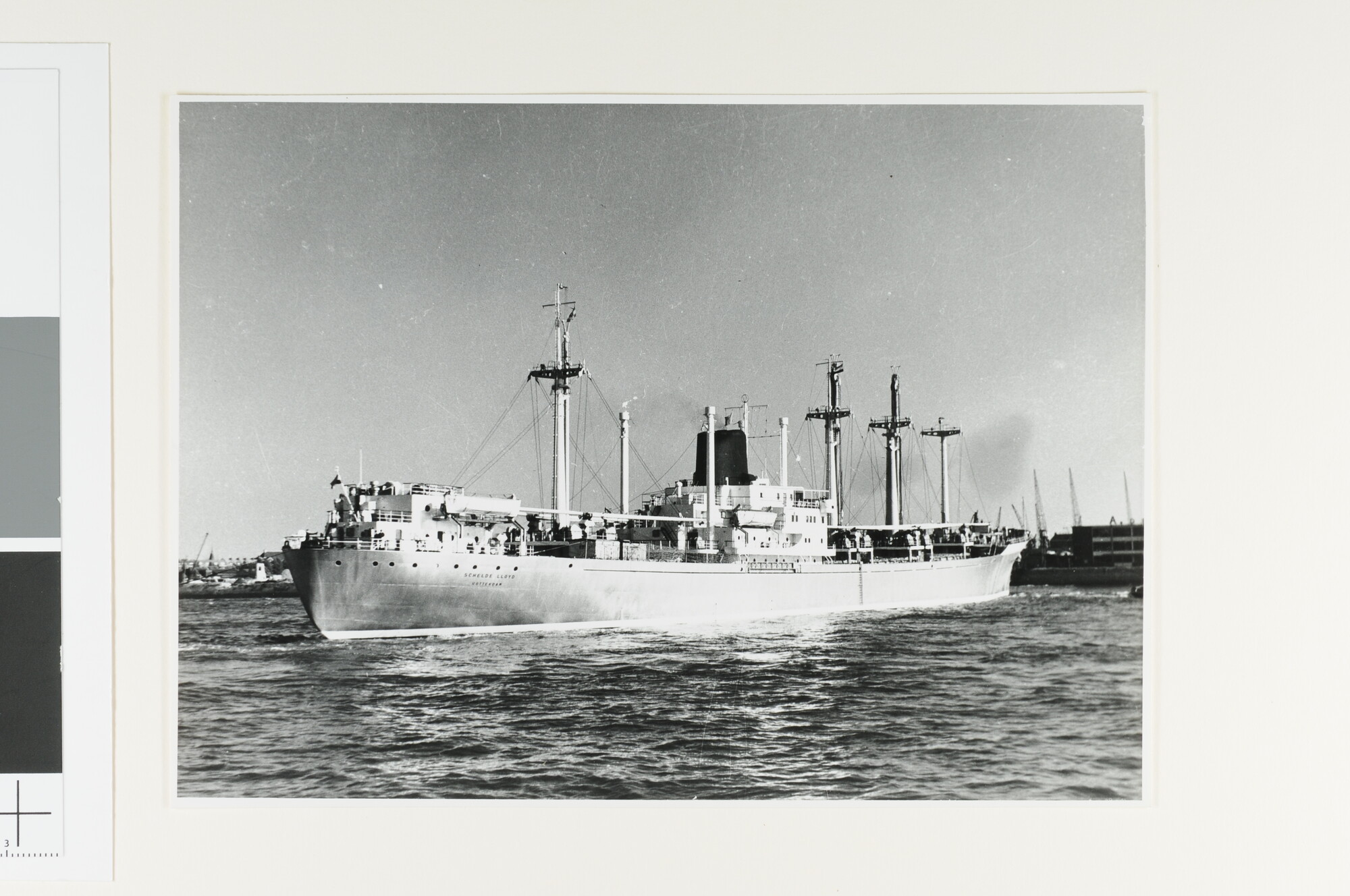 A.4426(25); Het vrachtschip ms. 'Schelde Lloyd' van de Koninklijke Rotterdamsche Lloyd; foto