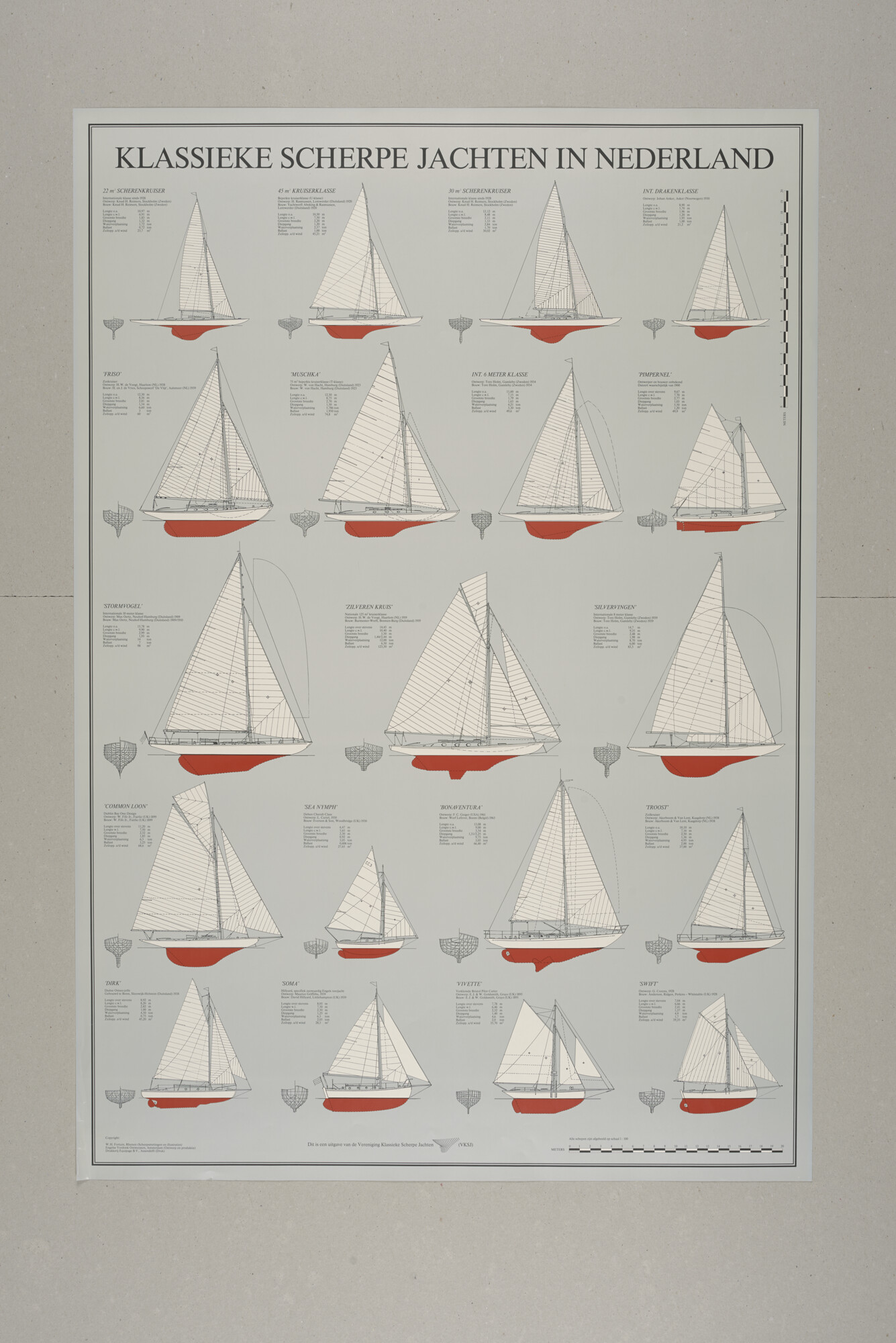 2015.4735; Affiche van de Vereniging Klassieke Scherpe Jachten met negentien silhouetten van jachten; affiche