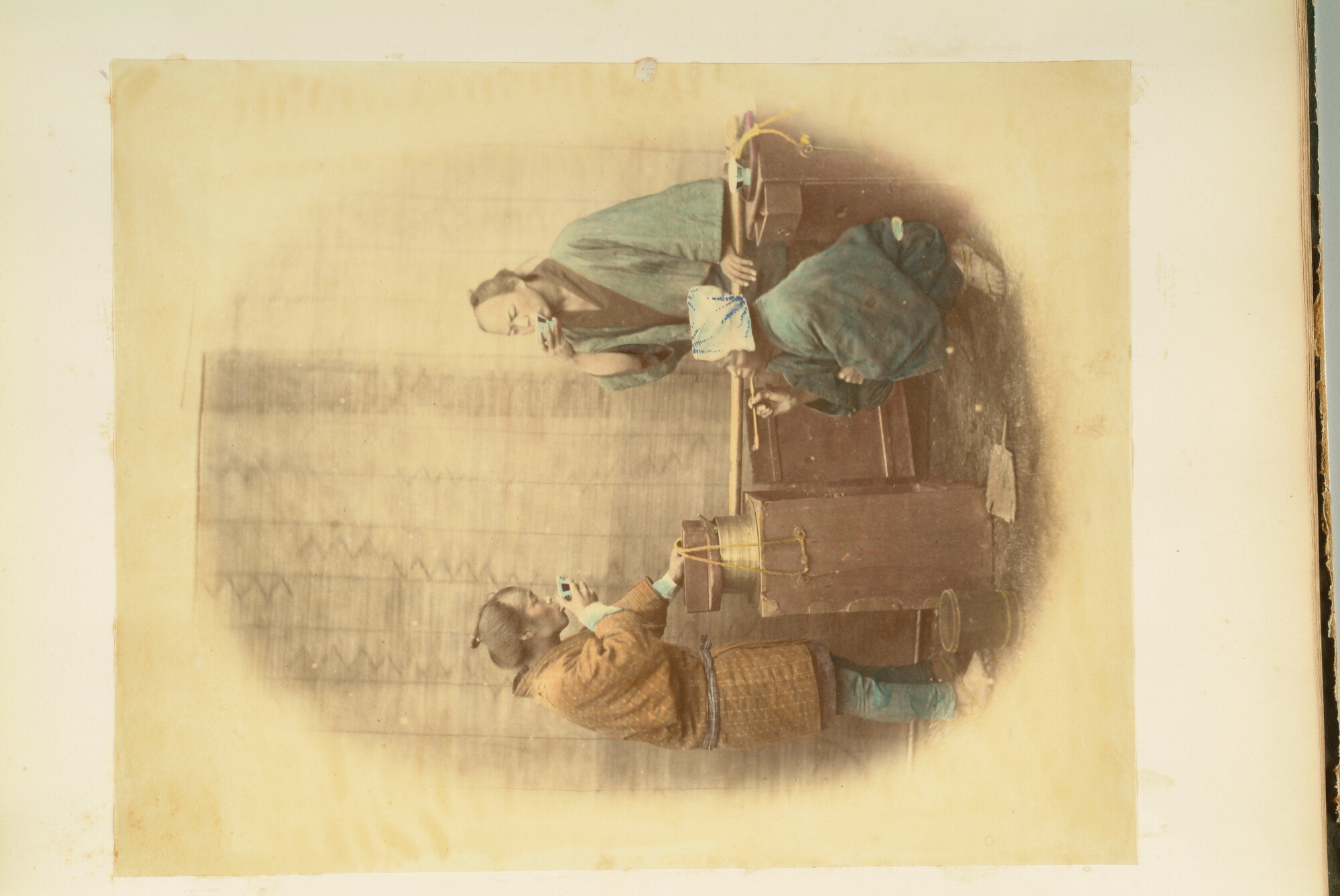 S.3628(04); 'Views of Japan': Album nr. 3 uit een serie van drie van de Nederlandse consul in Japan Dirk de Graeff van Polsbroek; fotoalbum
