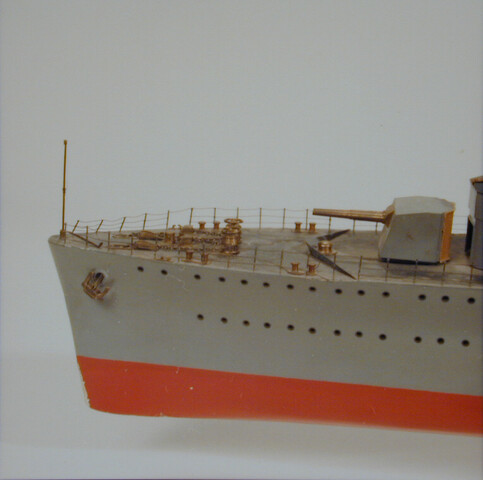 B.0203(01); Model van de torpedobootjager Hr.Ms. Isaac Sweers; scheepsmodel