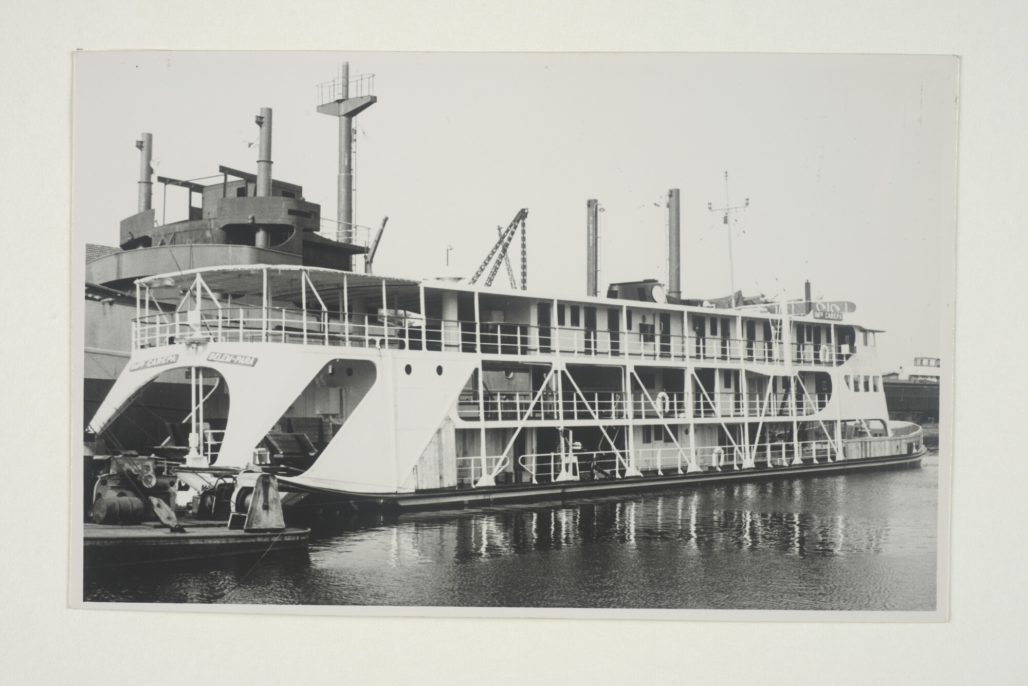 1999.1541; Detailfoto's van de bij de Scheepswerf De Waal (Zaltbommel) in afbouw zijnde Braziliaanse hekwieler 'Im'to Carera' van Serviço de Navagaçao da Amazonia [...]; fotoreportage